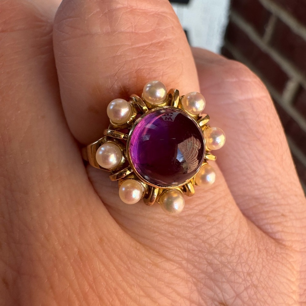 Amethyst Cabochon & Pearl 14k Gold Ring